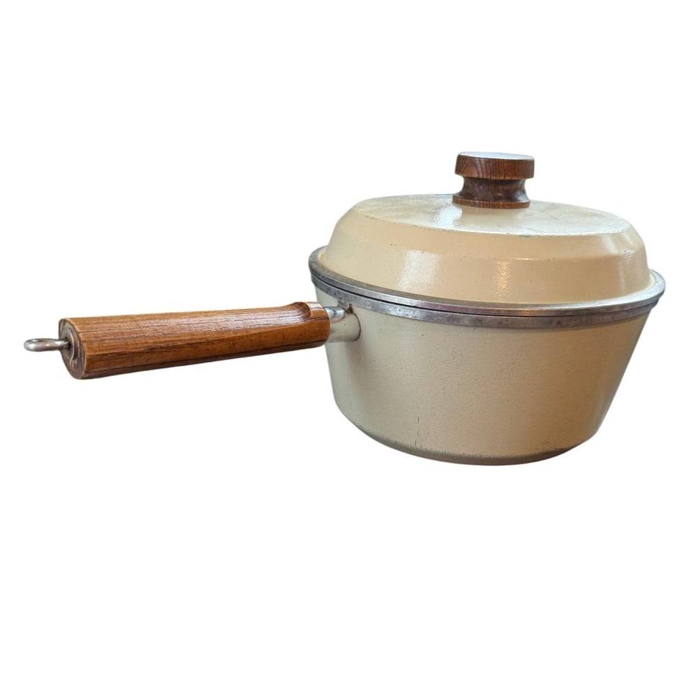 Vintage Club Aluminum Tan Enamel Saucepan with Lid and Faux Wood Handle MCM
